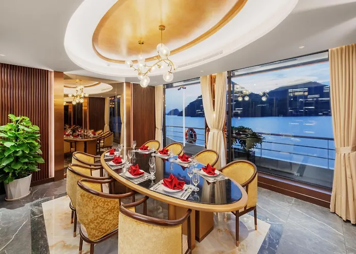 Sea Stars Cruise Hạ Long