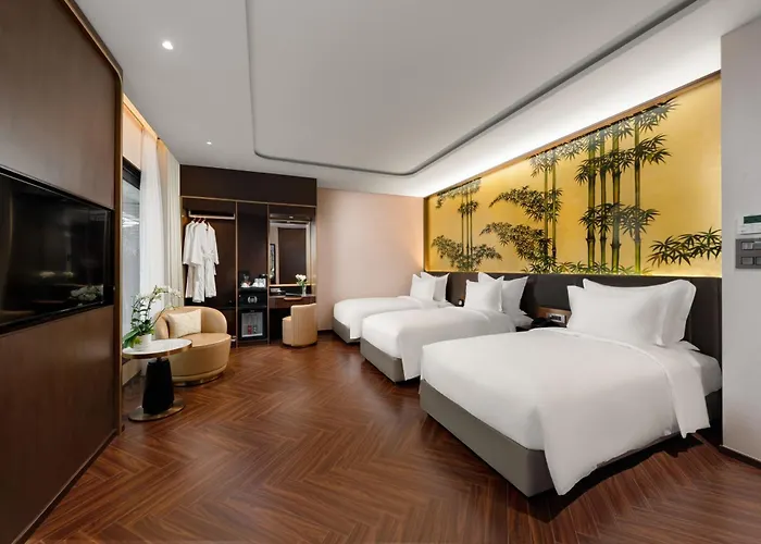 Botel Sea Stars Cruise 5*
